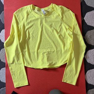 Lululemon Crew Neck UVP Run LS - Electric Lemon sz6